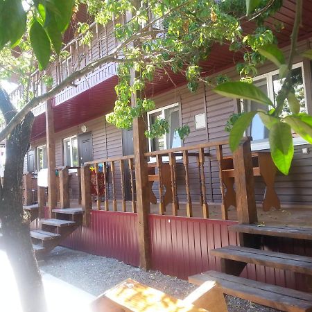 פיזונדה Guest House Yuzhnaya Palmira מראה חיצוני תמונה
