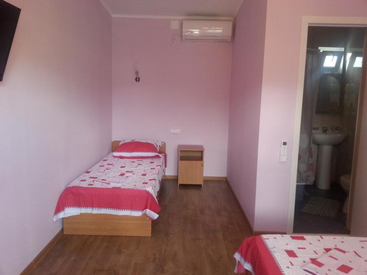 פיזונדה Guest House Yuzhnaya Palmira מראה חיצוני תמונה