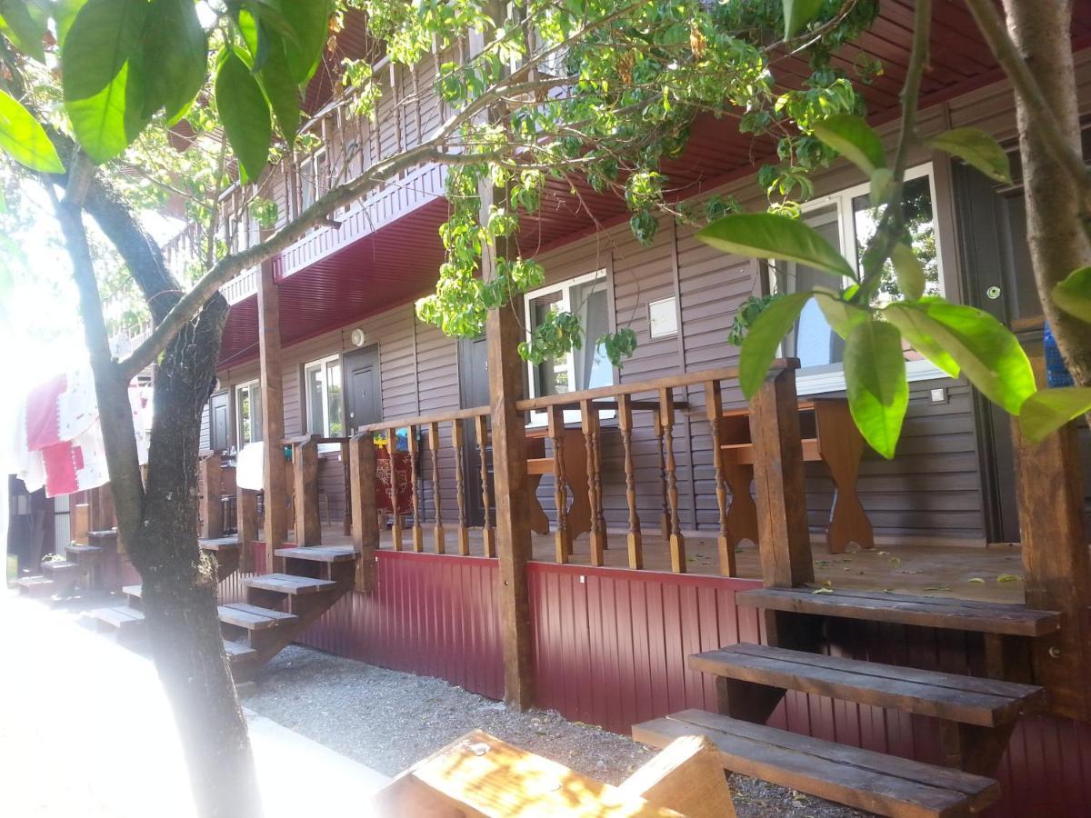 פיזונדה Guest House Yuzhnaya Palmira מראה חיצוני תמונה
